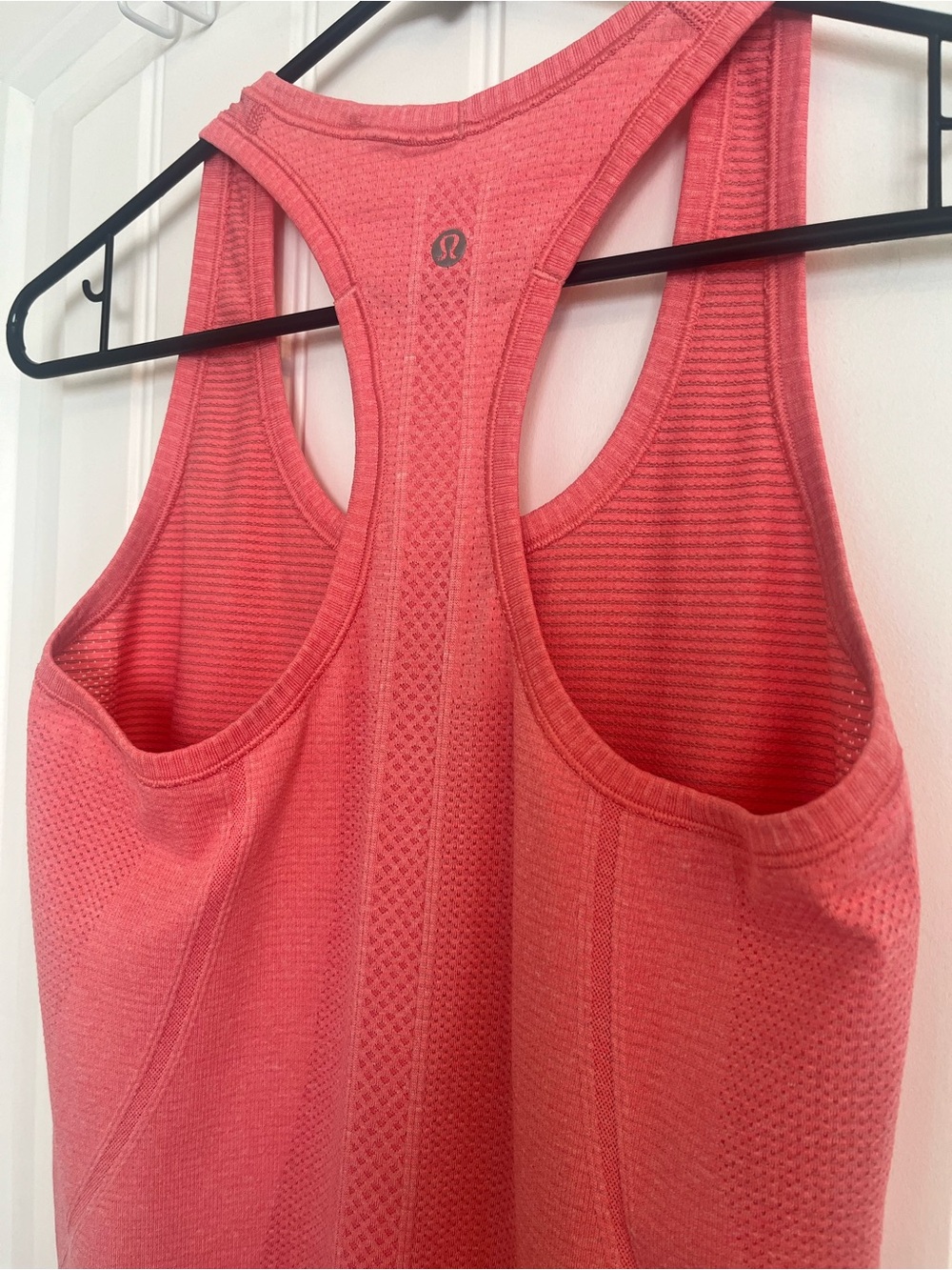 lululemon athletica Swiftly Tech - Coral Racerback Performance Tank - Size 6